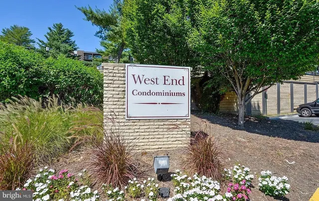 $2,200 | 12 South Van Dorn Street, Unit 406, Alexandria, VA 22304