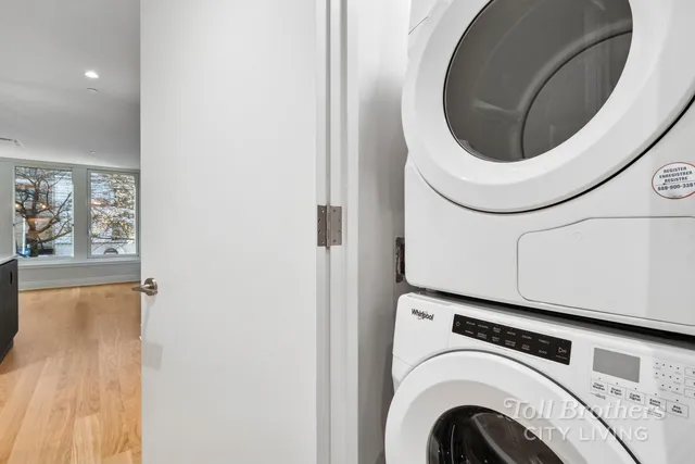 $949,500 | 218 West 103rd Street, Unit 2A | Upper West Side