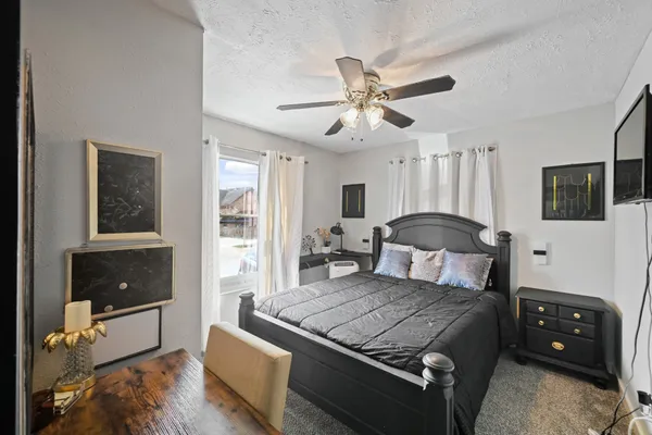 $1,050 | 3705 Bremond Street, Unit 1, Houston, TX 77004