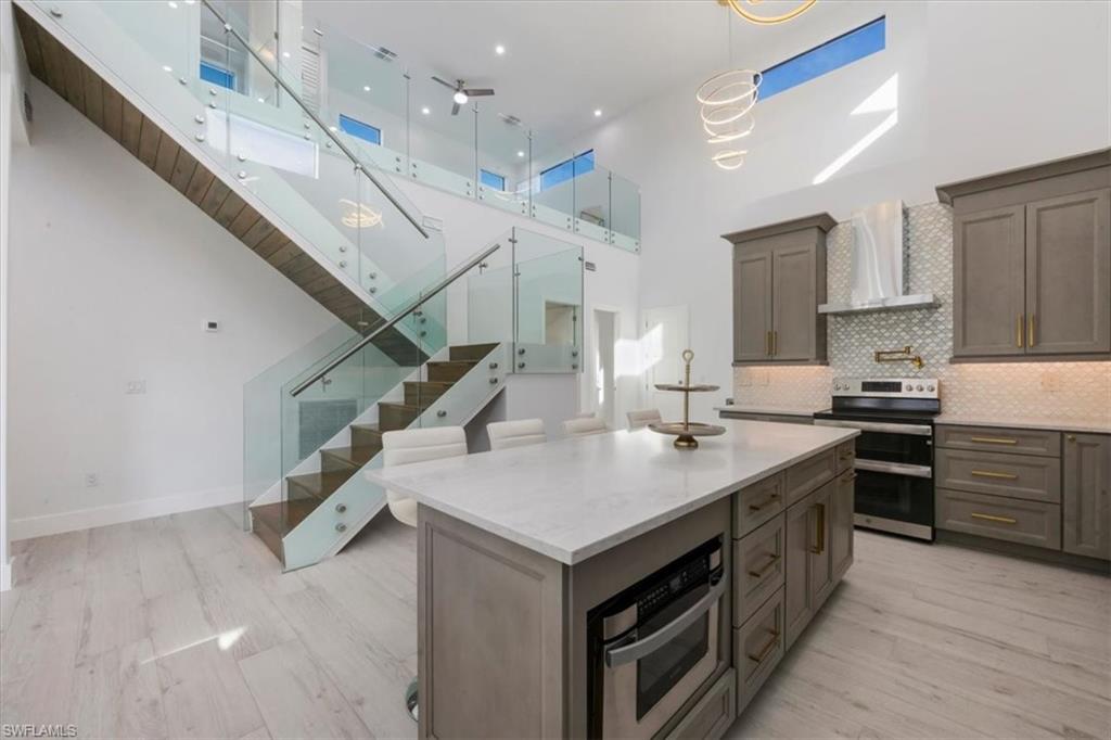 596 97th Avenue North Naples, FL 34108 - Photo 39 of 47