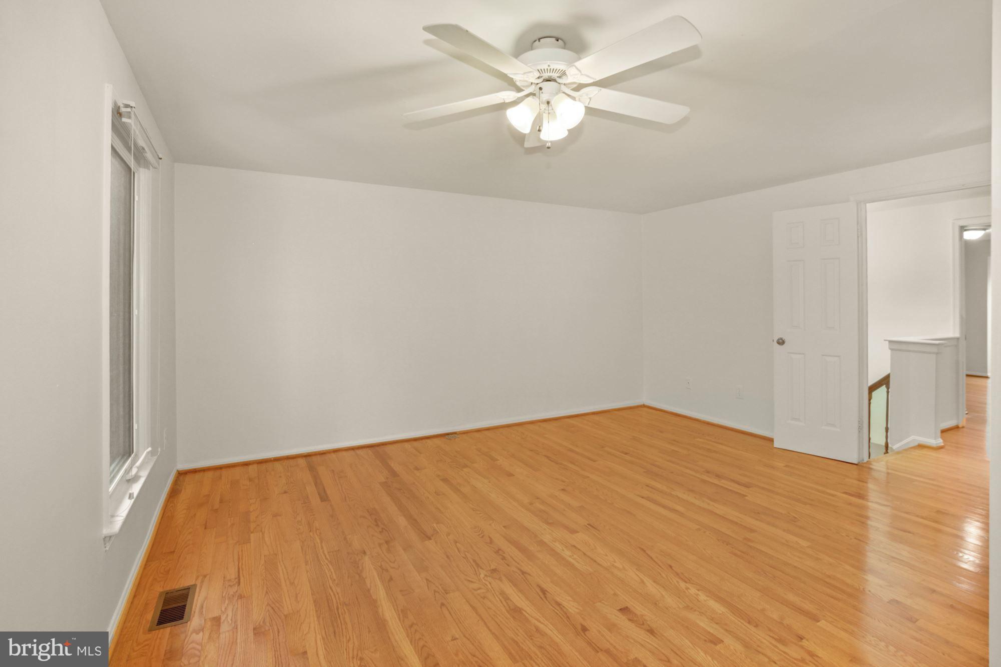 214 Finale Terrace Silver Spring, MD 20901 - Photo 15 of 32 PRIMARY SUTIE VIEW