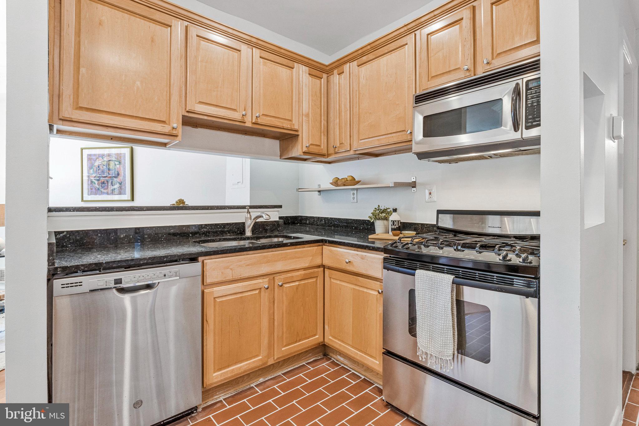 1221 Duncan Place Northeast Washington, DC 20002 - Photo 7 of 24