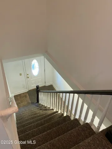 $1,725 | 403 Lake Avenue, Unit 2, Saratoga Springs, NY 12866