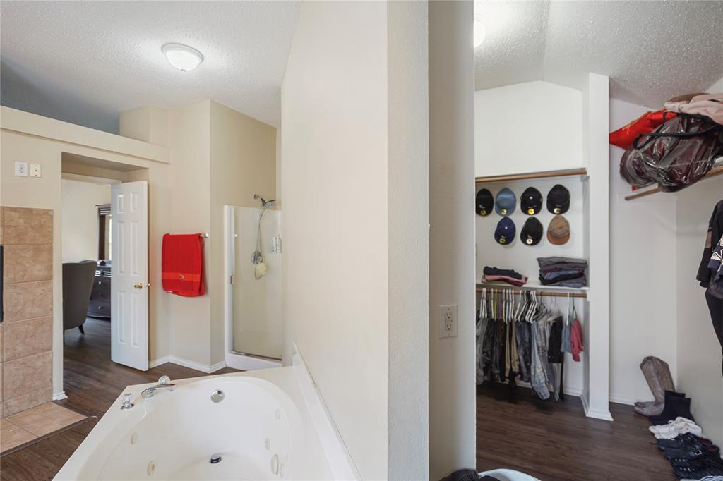 1934 Pin Oak Lane Lancaster, TX 75146 - Photo 21 of 27 a view of a gallery with wooden floor