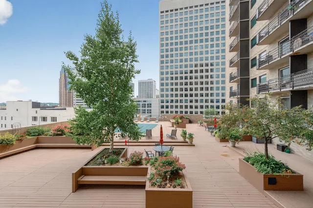 $129,900 | 66 9th Street East, Unit 1313, St. Paul, MN 55101