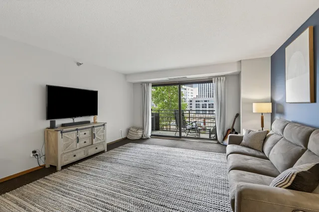 $129,900 | 66 9th Street East, Unit 1313, St. Paul, MN 55101