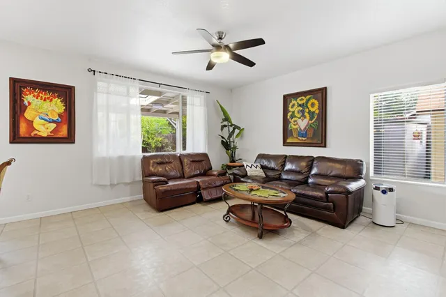 $565,000 | 1584 Gateway Drive, West Sacramento, CA 95691