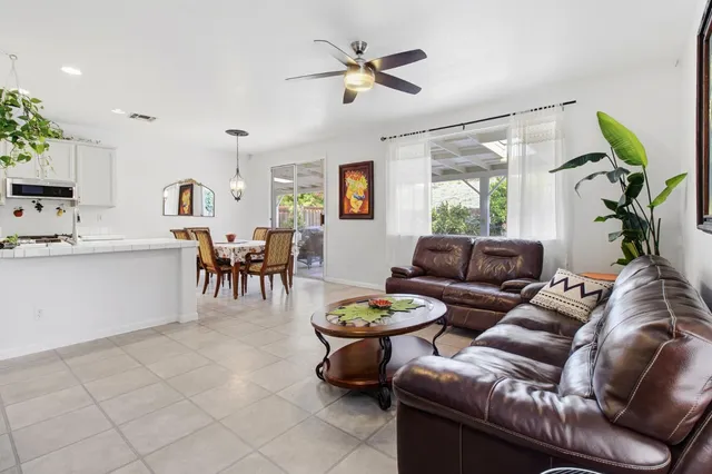 $565,000 | 1584 Gateway Drive, West Sacramento, CA 95691