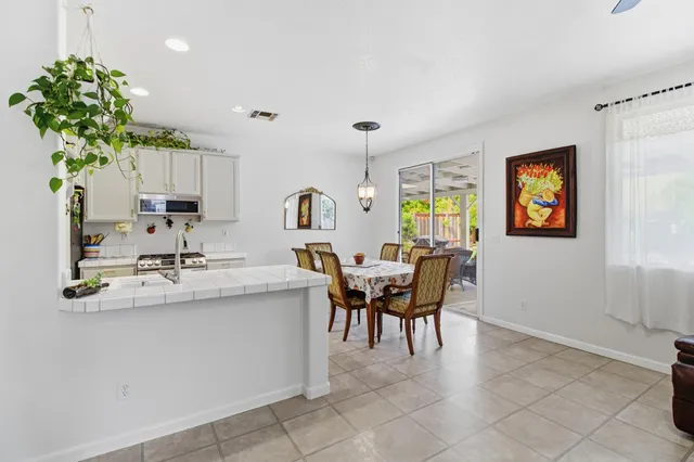 $565,000 | 1584 Gateway Drive, West Sacramento, CA 95691