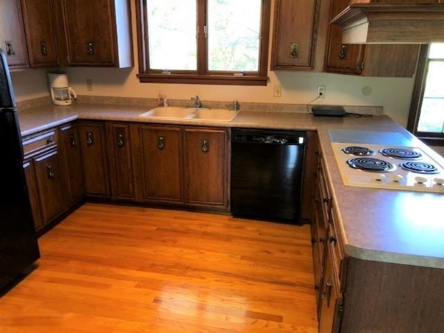 540 East Lockwood Road Coldwater, MI 49036 - Photo 7 of 41 IMG_1925