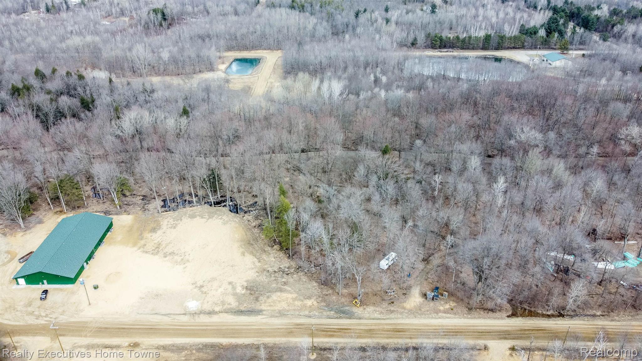 3606 Smokey Ridge Vassar, MI 48768 - Photo 4 of 18 Gallery Image 4