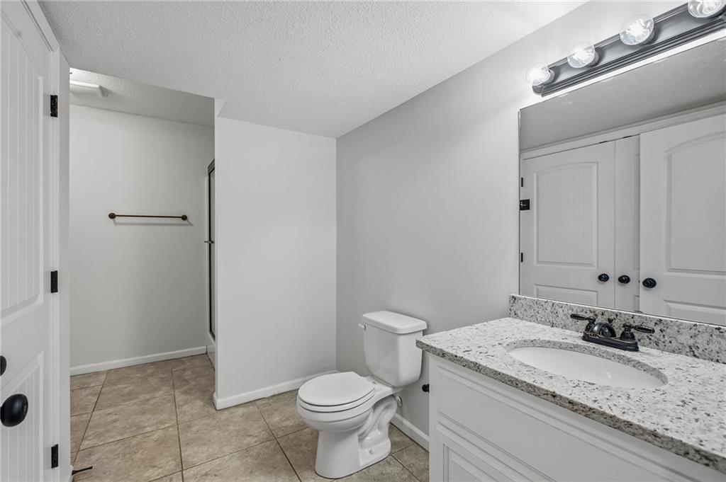 301 Northeast 192nd Terrace Smithville, MO 64089 - Photo 24 of 37 Gallery Image 24