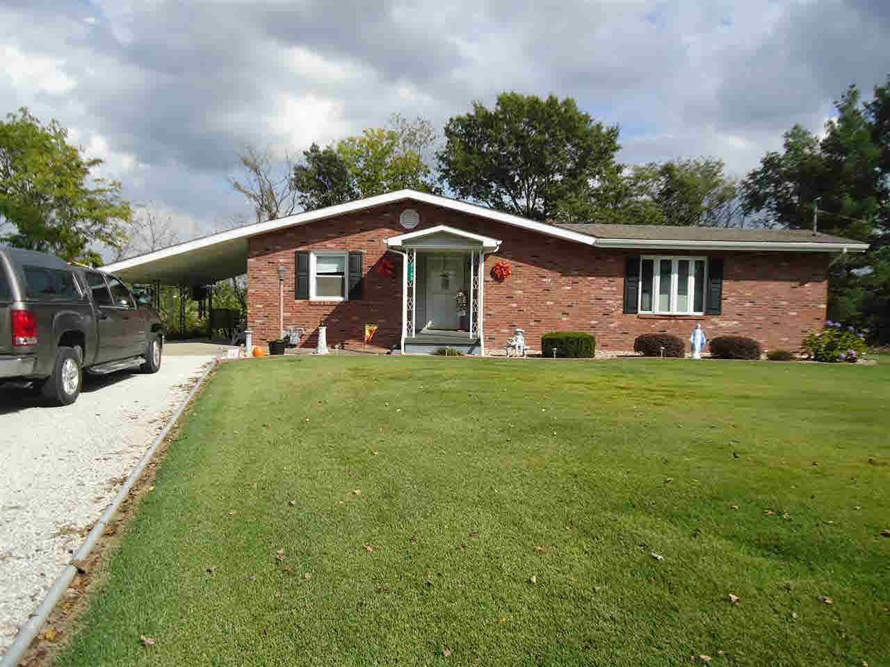 2100 School House Road Vincennes, IN 47591 - Photo 11 of 12 Gallery Image 11