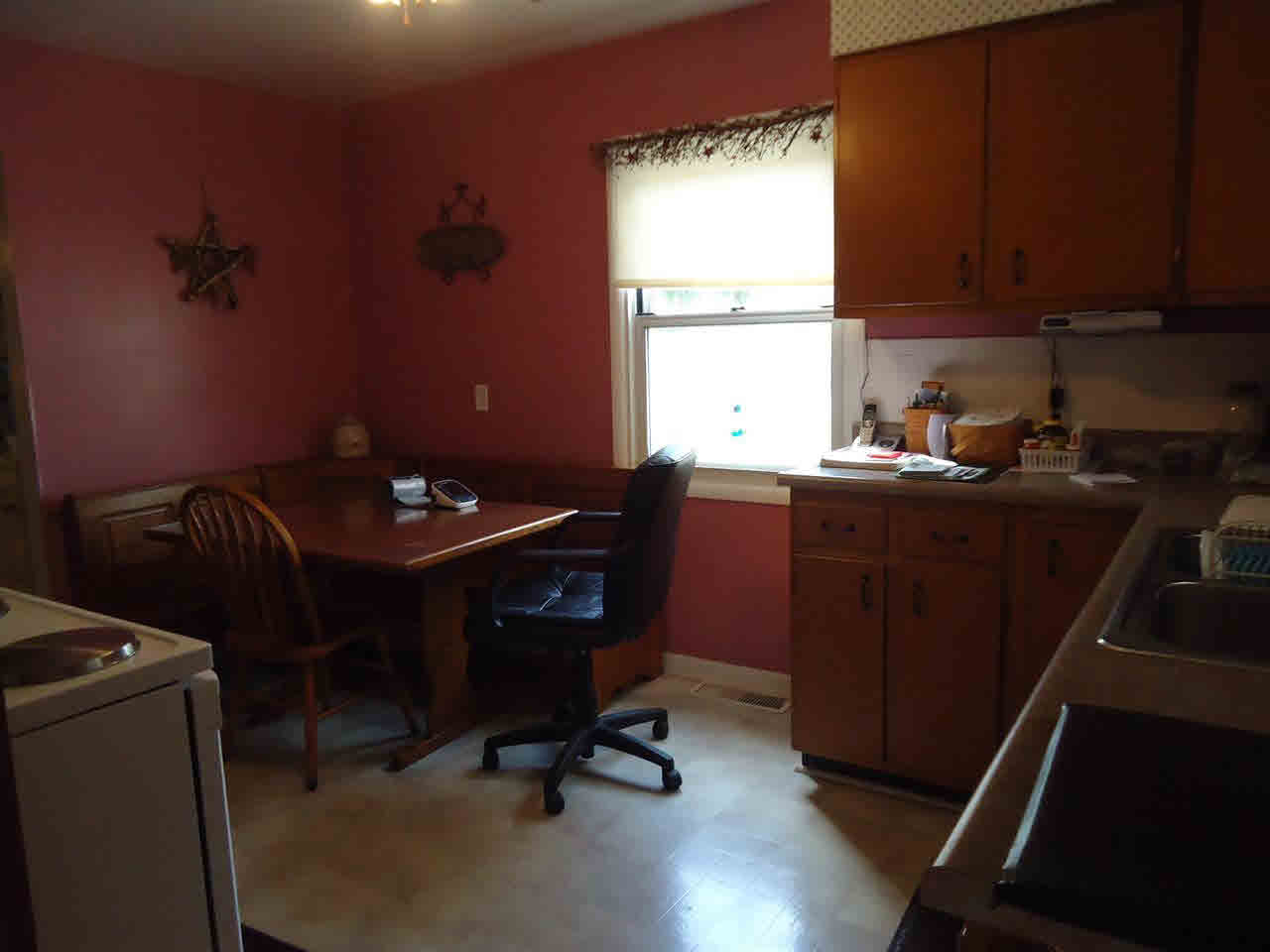 2100 School House Road Vincennes, IN 47591 - Photo 4 of 12 Gallery Image 4