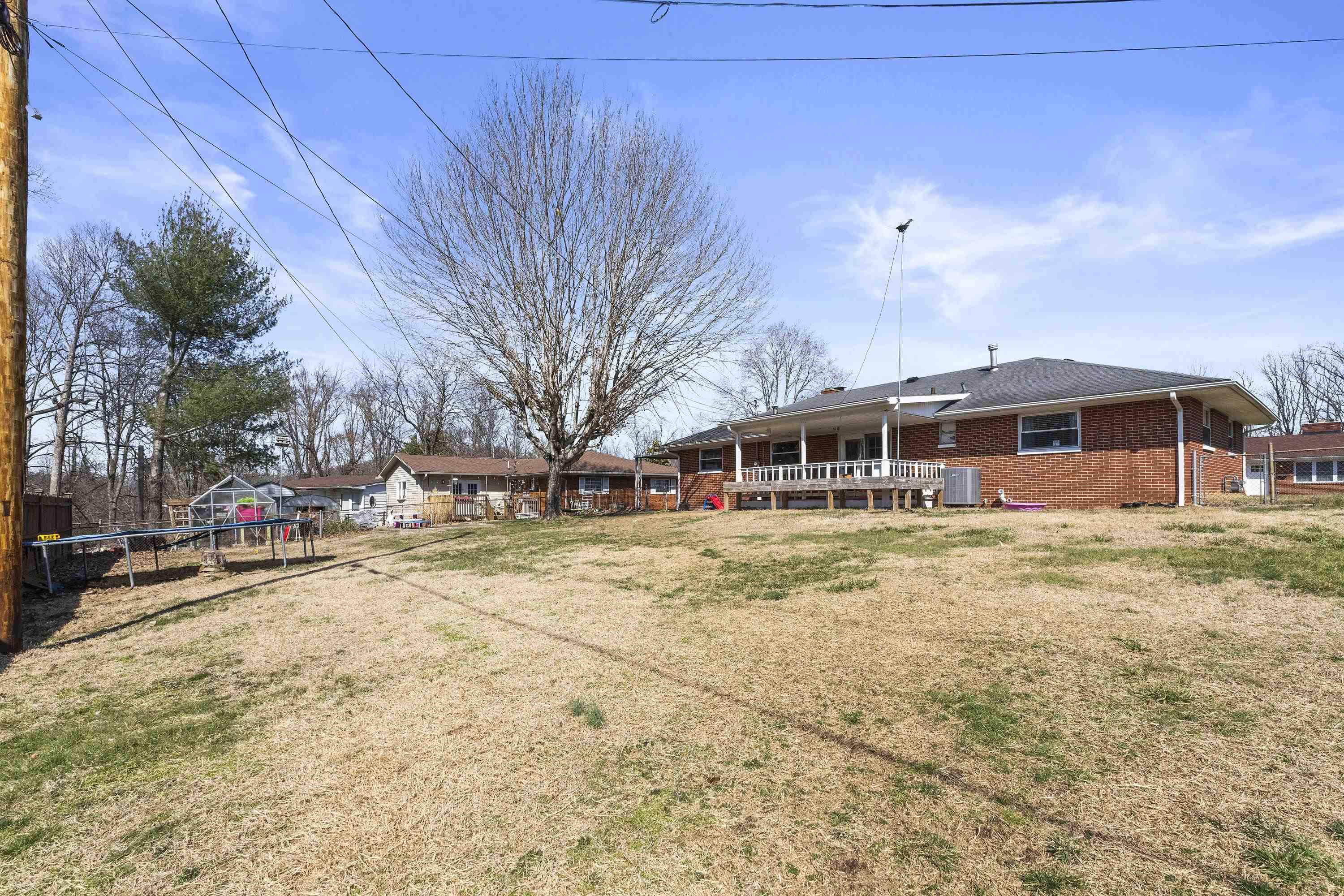2007 Sharon Road Ashland, KY 41101 - Photo 2 of 34