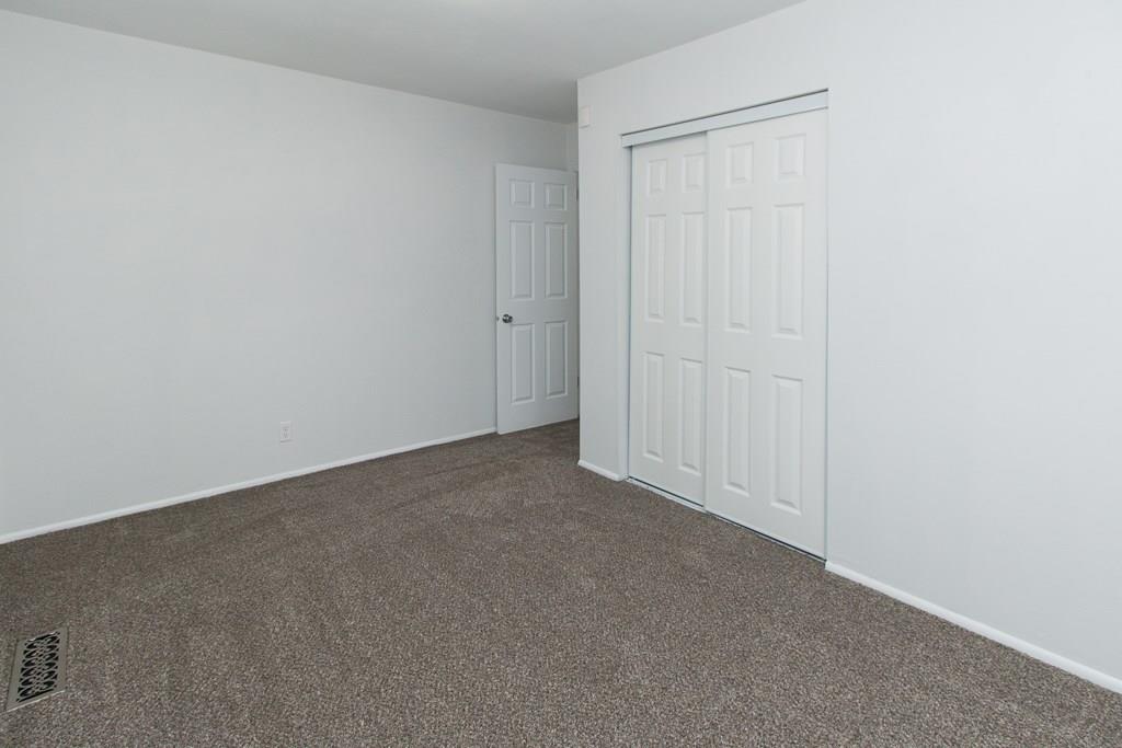 349 South Kenmore Road Indianapolis, IN 46219 - Photo 23 of 28 Gallery Image 23
