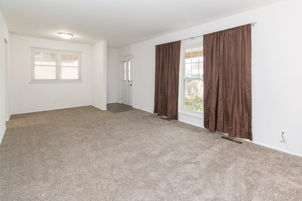 349 South Kenmore Road Indianapolis, IN 46219 - Photo 5 of 28 Gallery Image 5