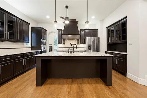 $850,000 | 2201 Austin Waters, Carrollton, TX 75010