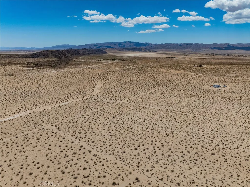 63840 Desert Lilly Road Joshua Tree, CA 92252 - Photo 21 of 34