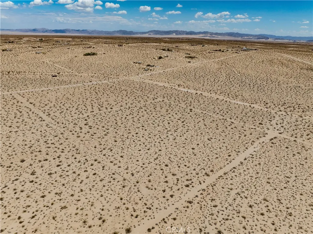 63840 Desert Lilly Road Joshua Tree, CA 92252 - Photo 25 of 34