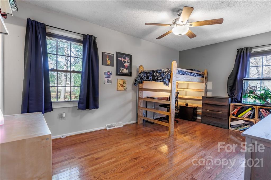 11 Woodfield Road Arden, NC 28704 - Photo 9 of 21 Gallery Image 9