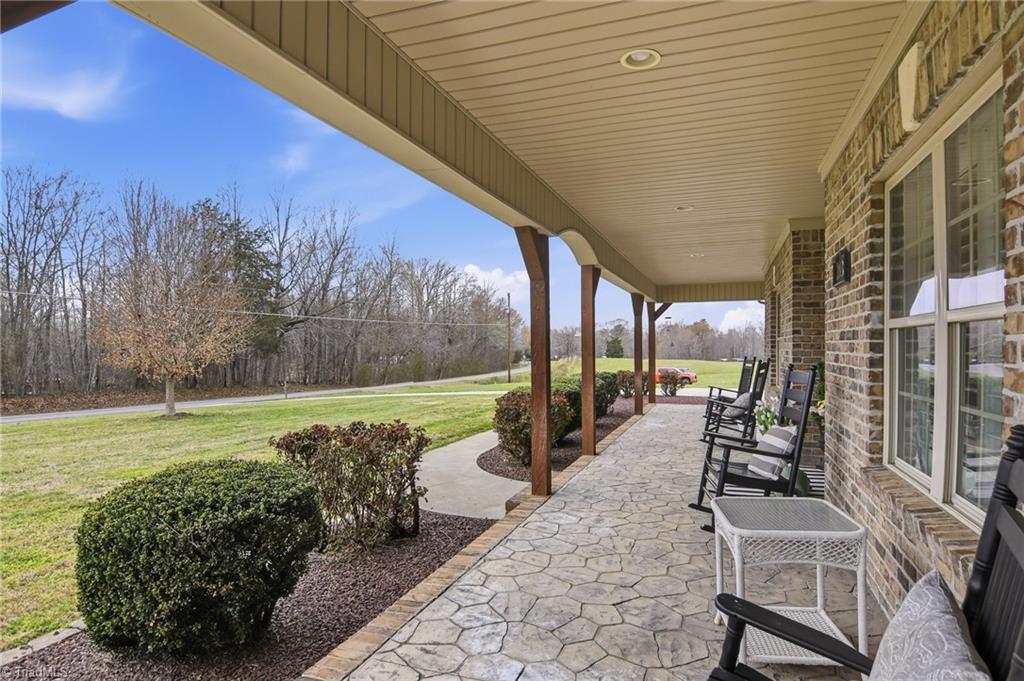 203 Bobcat Road Summerfield, NC 27358 - Photo 7 of 49