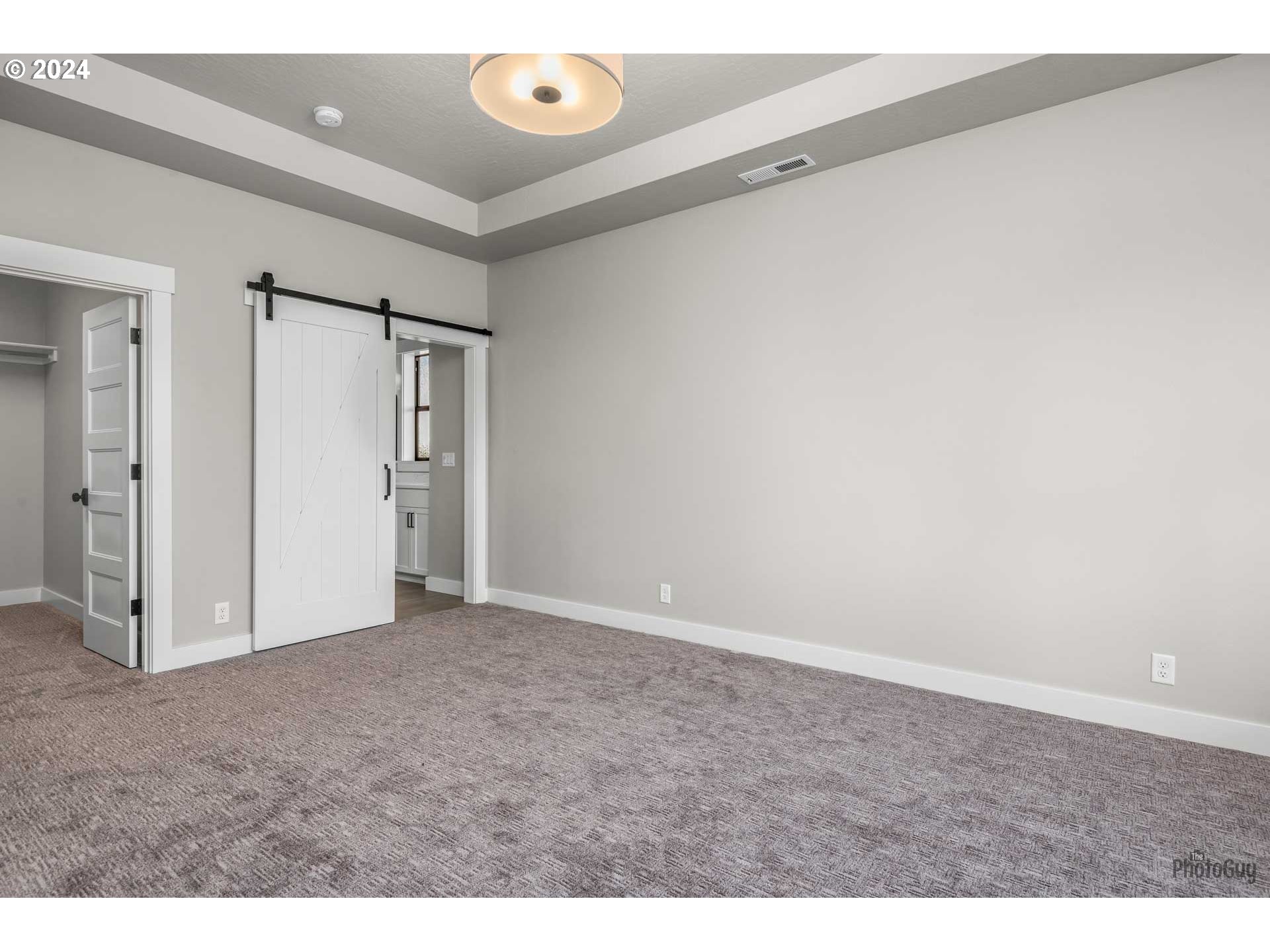 32748 Coburg Road Eugene, OR 97408 - Photo 26 of 35 a view of an empty room