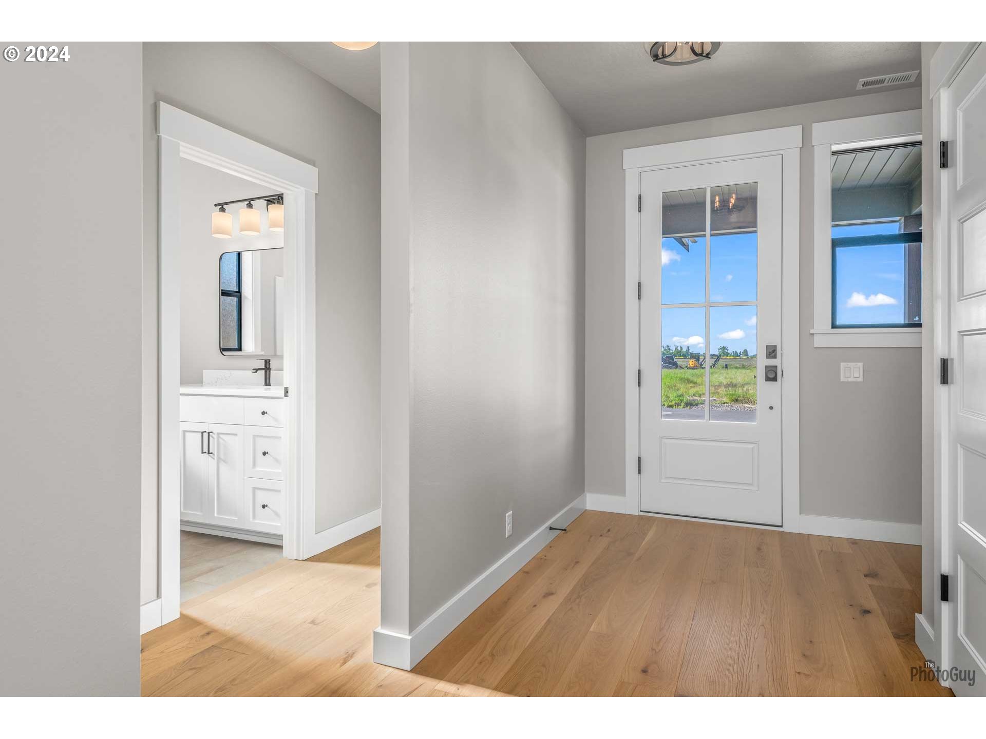 32748 Coburg Road Eugene, OR 97408 - Photo 4 of 35