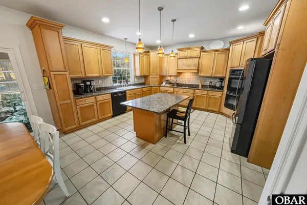 $775,000 | 906 Broomfield Trail, Elizabeth City, NC 27909