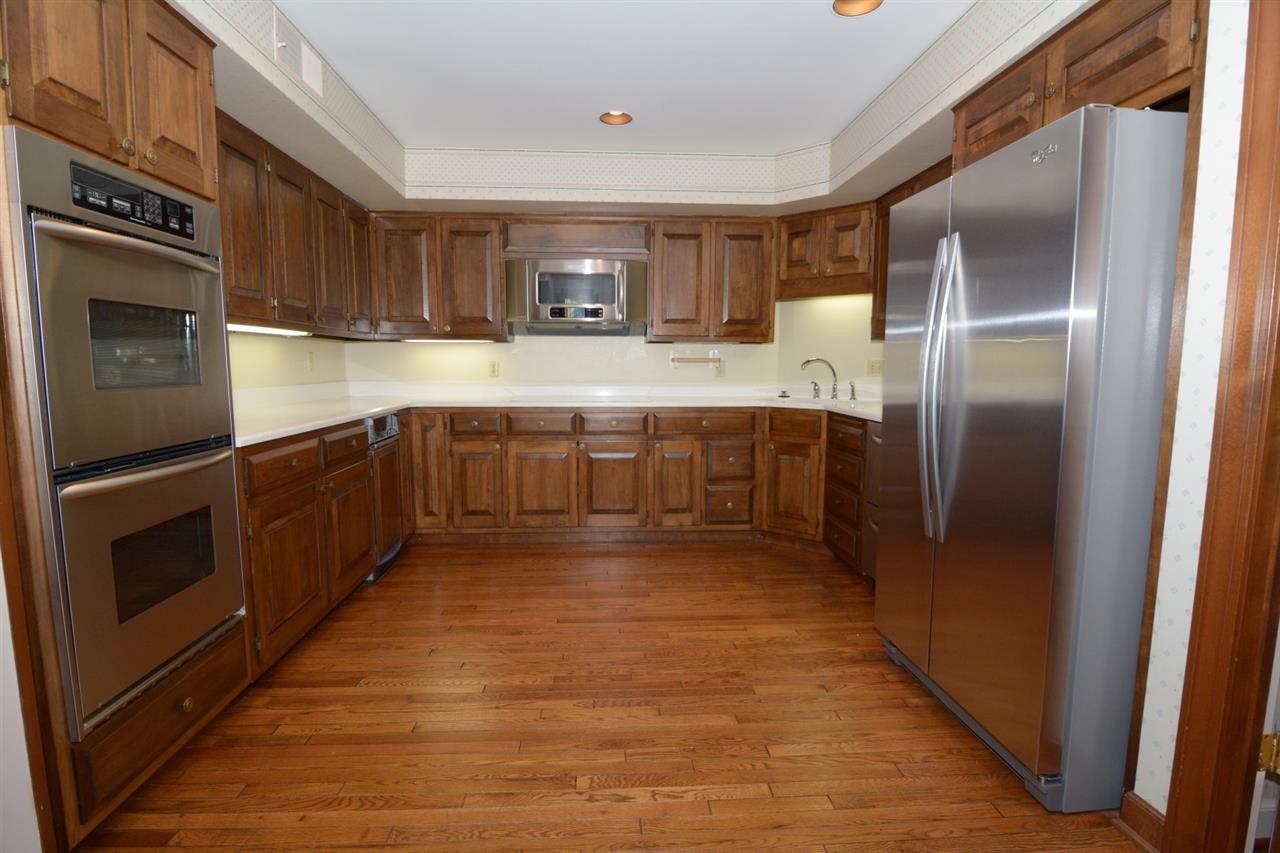 4011 Fairfax Road Evansville, IN 47710 - Photo 12 of 35 Gallery Image 12