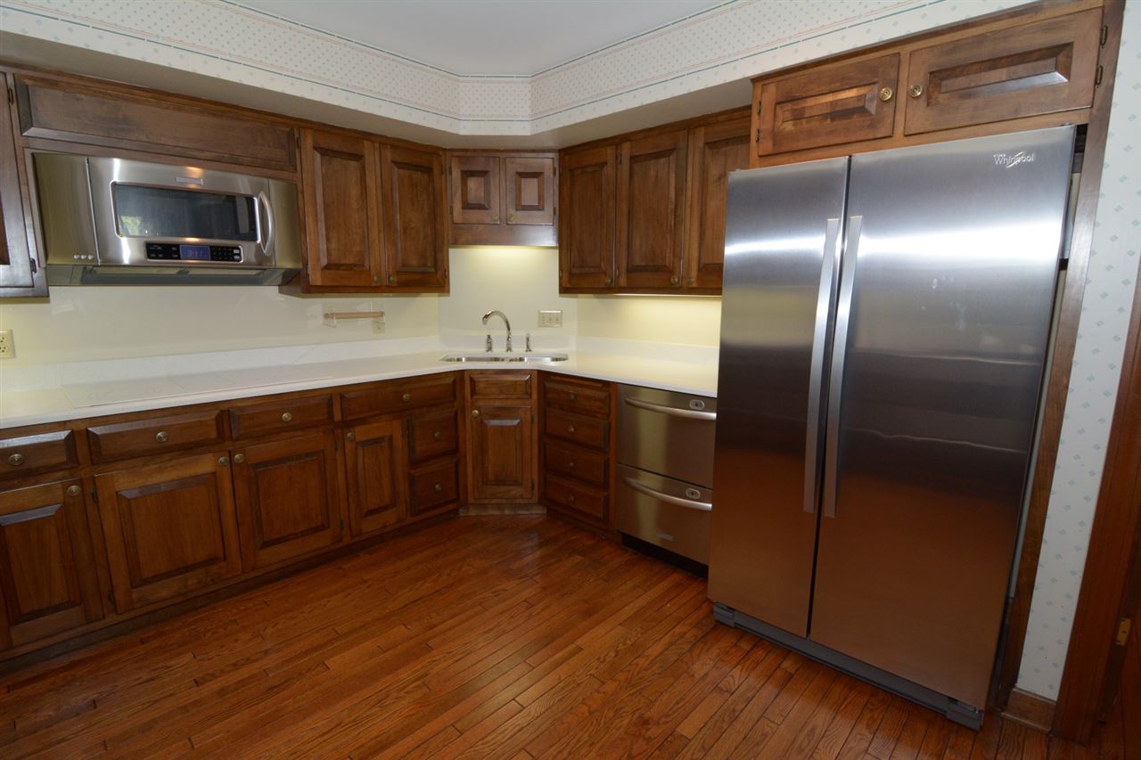 4011 Fairfax Road Evansville, IN 47710 - Photo 13 of 35 Gallery Image 13