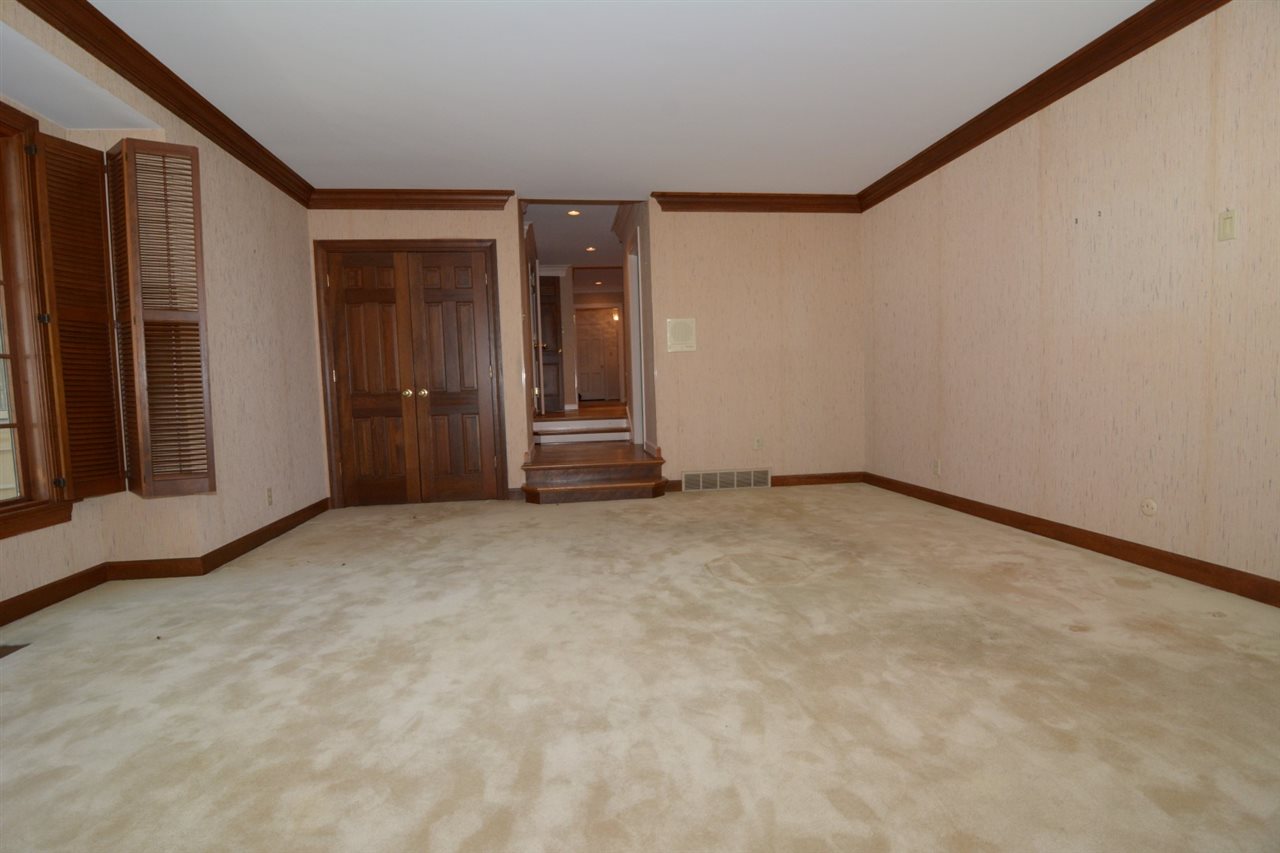 4011 Fairfax Road Evansville, IN 47710 - Photo 18 of 35 Gallery Image 18
