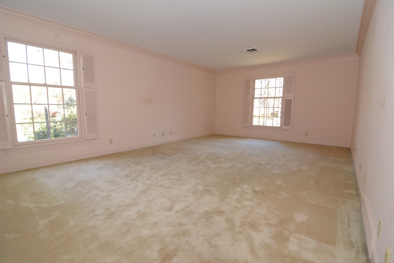 4011 Fairfax Road Evansville, IN 47710 - Photo 19 of 35 Gallery Image 19