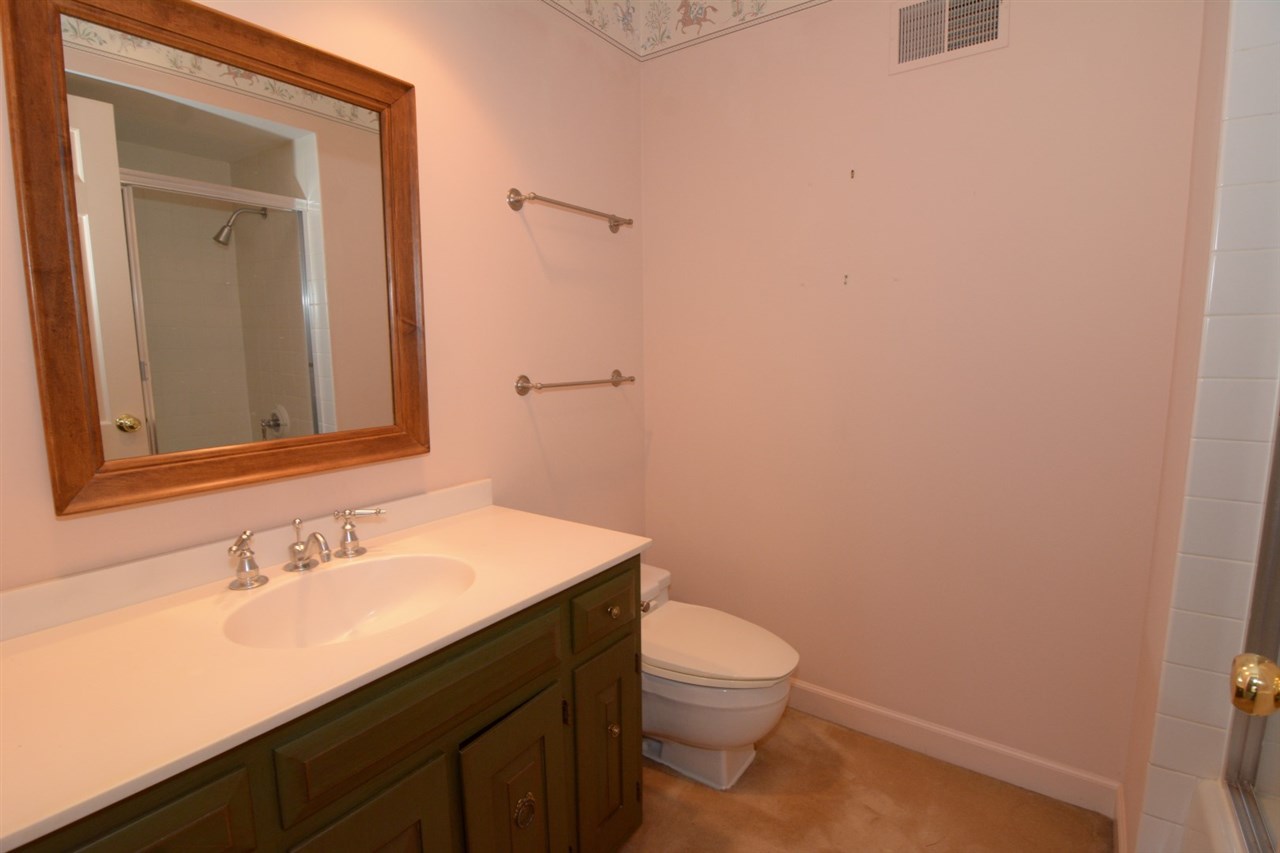 4011 Fairfax Road Evansville, IN 47710 - Photo 27 of 35 Gallery Image 27