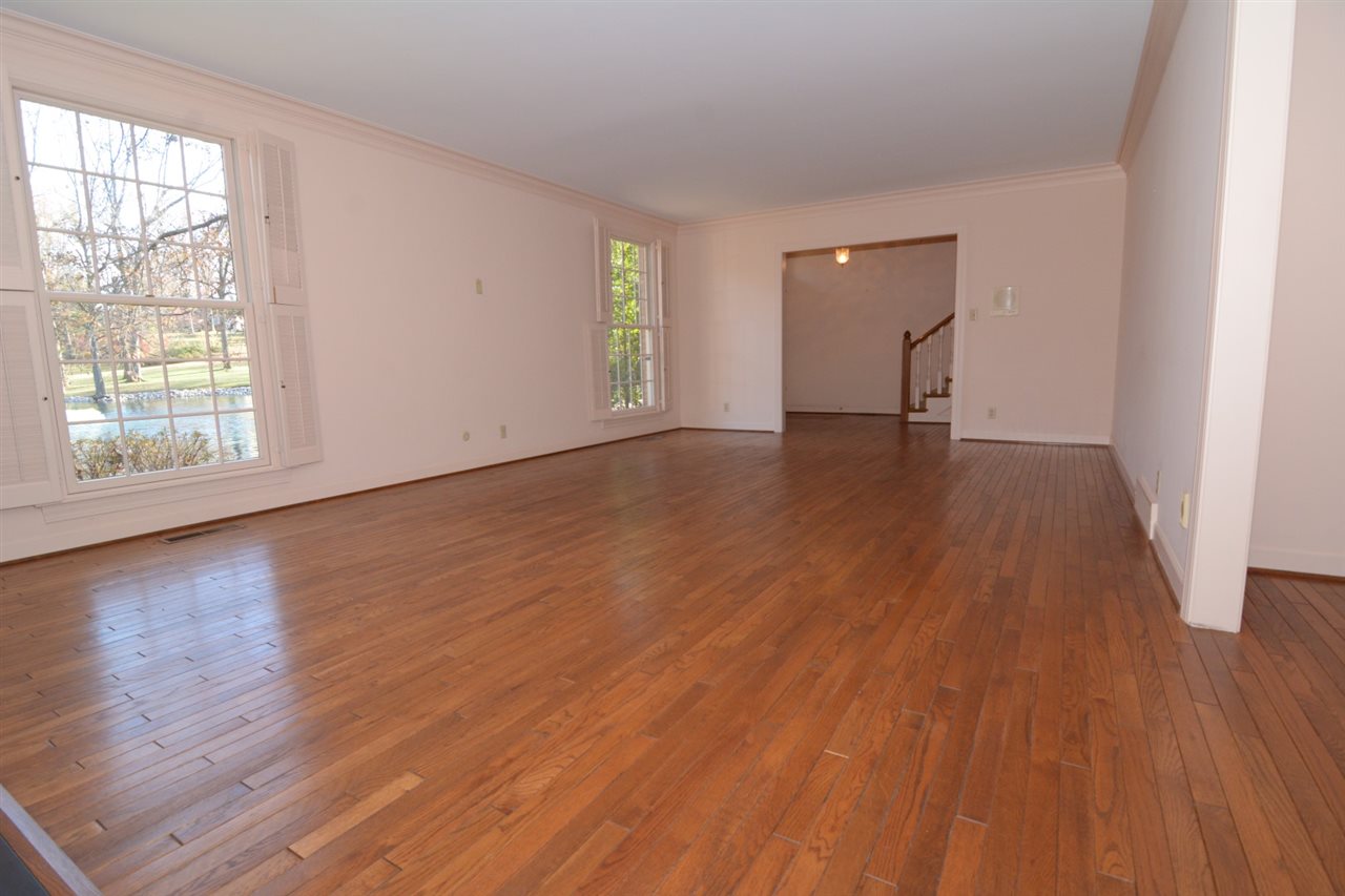 4011 Fairfax Road Evansville, IN 47710 - Photo 6 of 35 Gallery Image 6