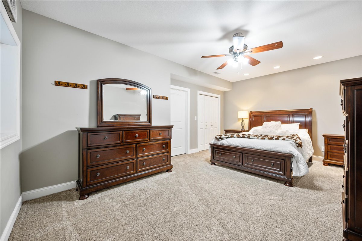 2516 Crooked Creek Road Bloomington, IL 61705 - Photo 26 of 47 Gallery Image 26