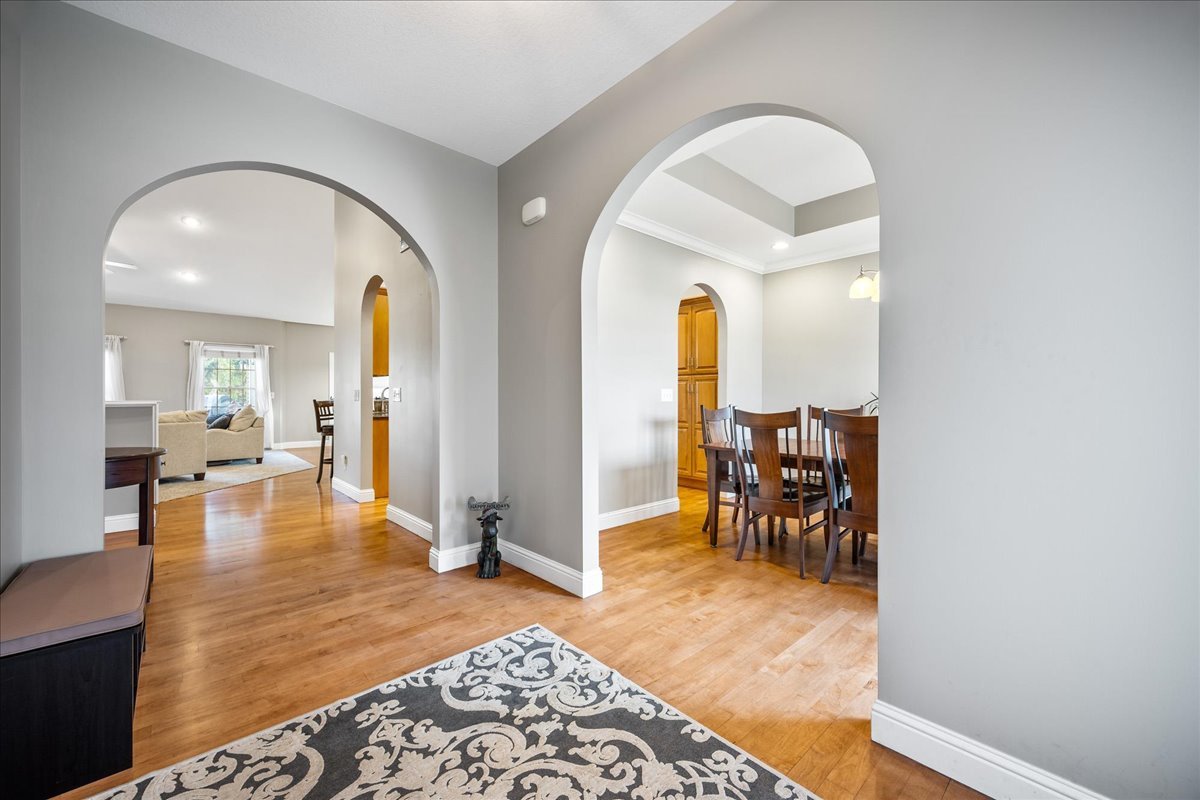 2516 Crooked Creek Road Bloomington, IL 61705 - Photo 3 of 47 Gallery Image 3