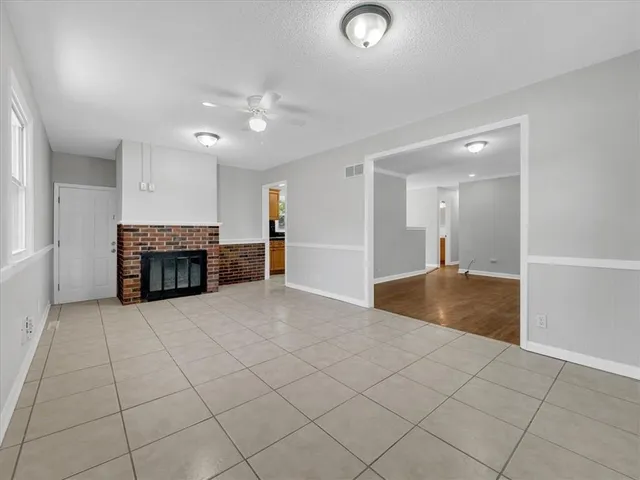 $205,000 | 13107 East 44th Terrace South, Independence, MO 64055