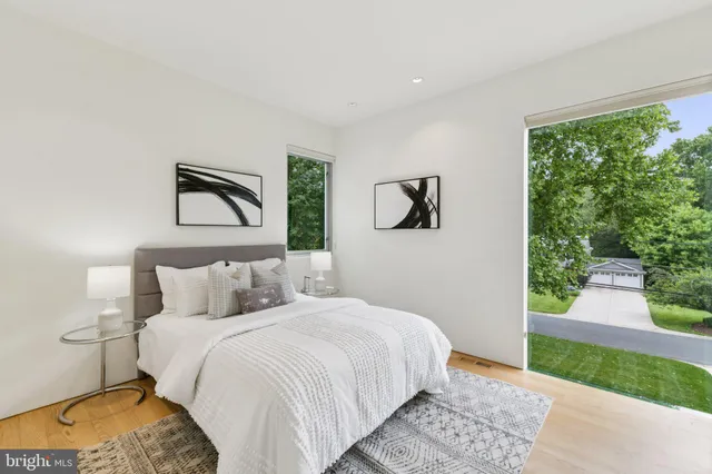 $3,500,000 | 7405 Helmsdale Road, Bethesda, MD 20817