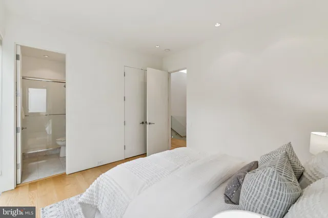 $3,500,000 | 7405 Helmsdale Road, Bethesda, MD 20817