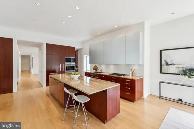 $3,500,000 | 7405 Helmsdale Road, Bethesda, MD 20817