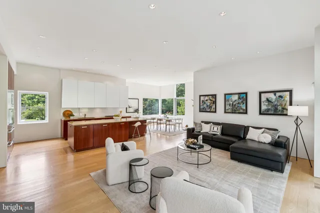 $3,500,000 | 7405 Helmsdale Road, Bethesda, MD 20817