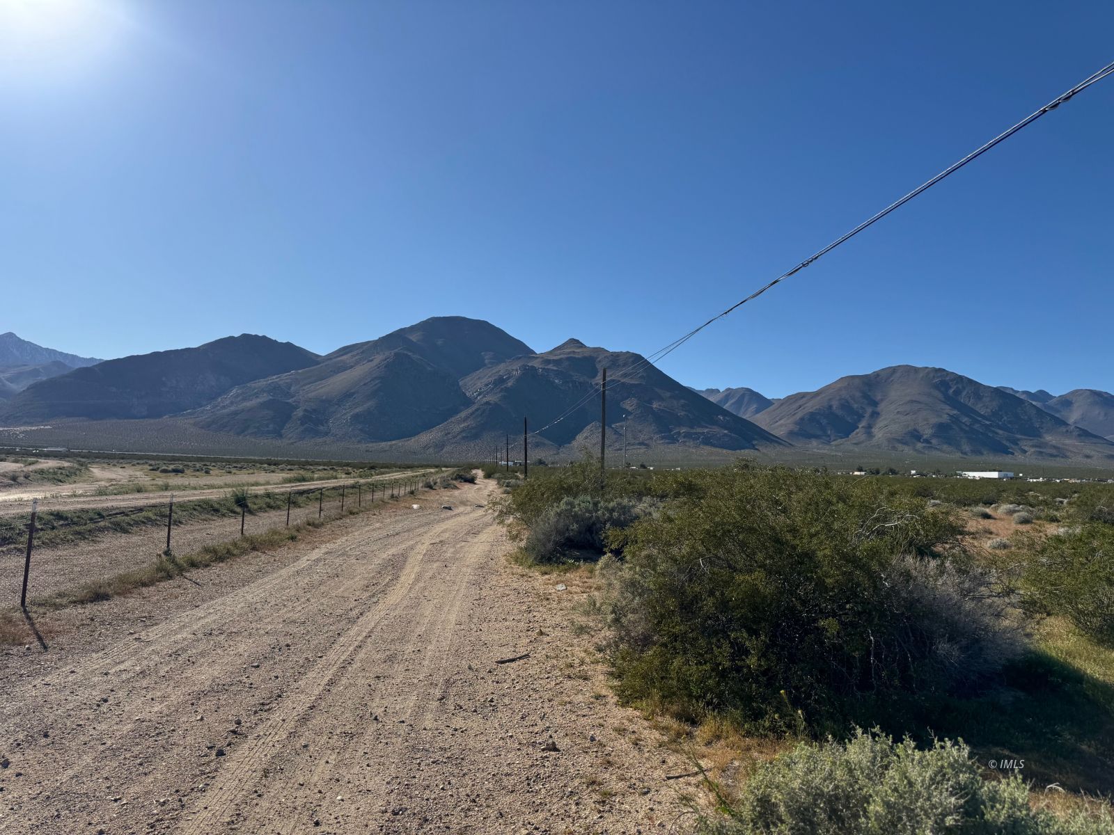 a view of a mountain with a outdoor space