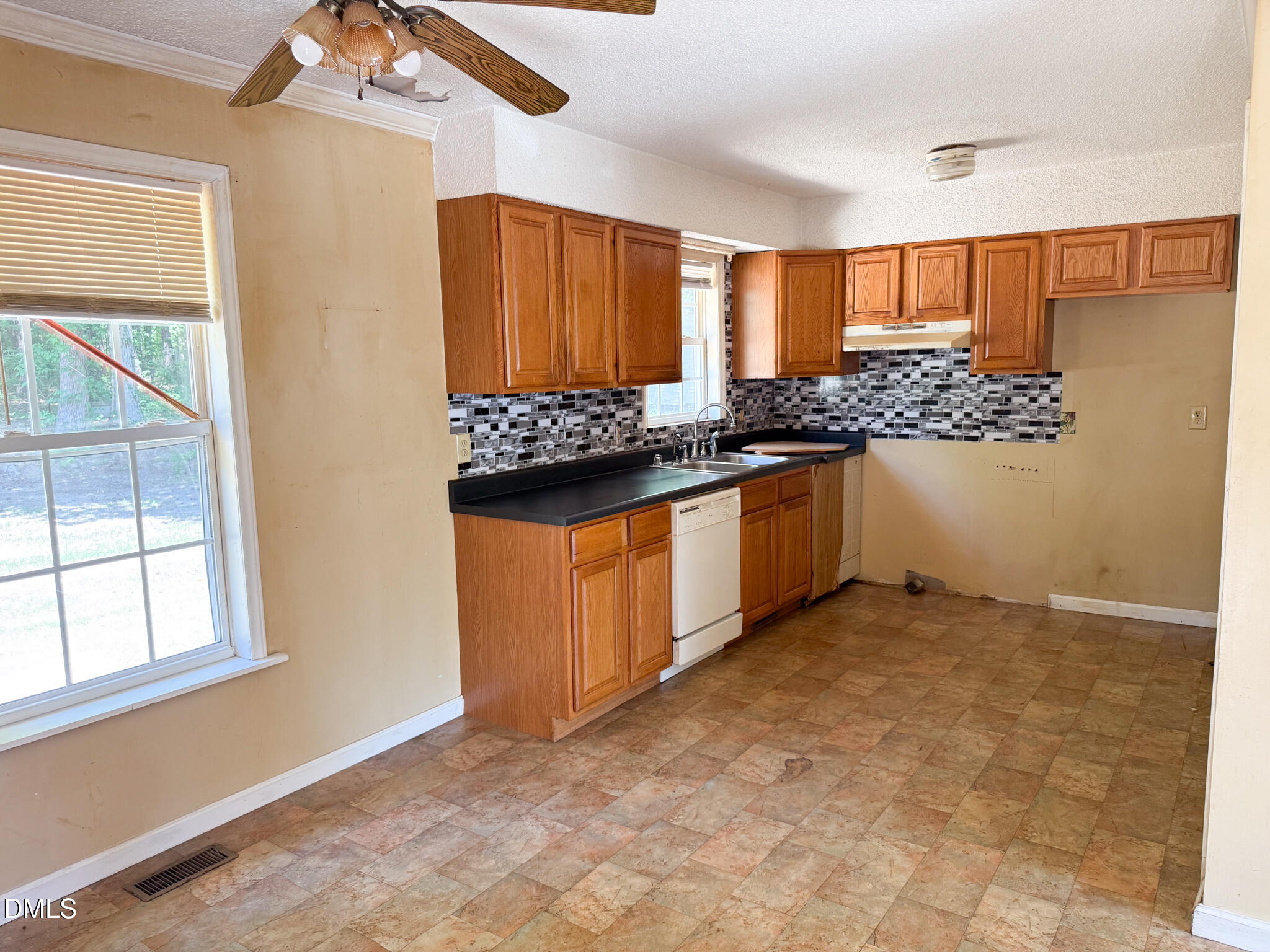 1340 Major Slade Road Wendell, NC 27591 - Photo 7 of 9 Kitchen