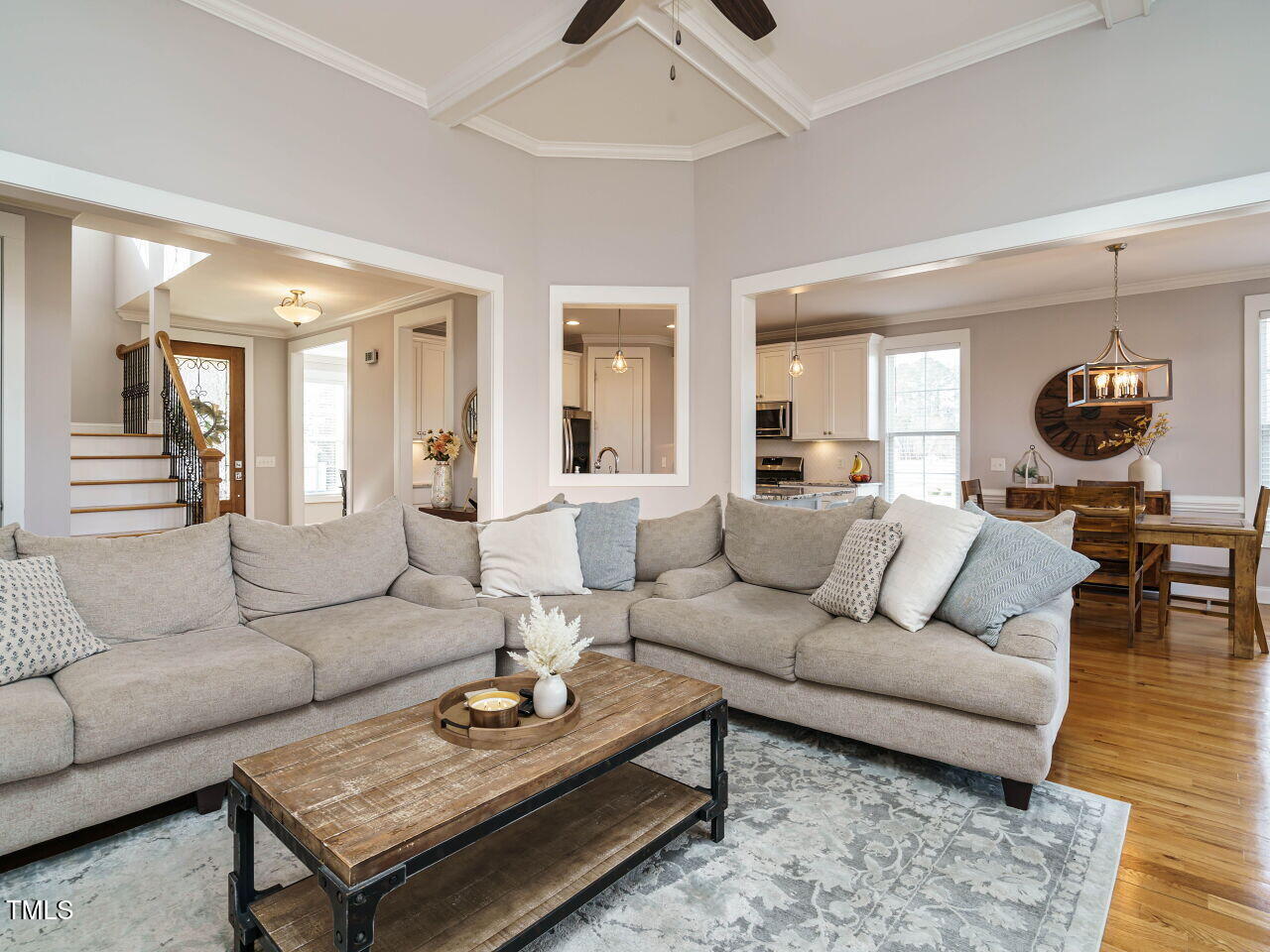 2609 Packhouse Road Zebulon, NC 27597 - Photo 10 of 39 010-1280x960-living-room