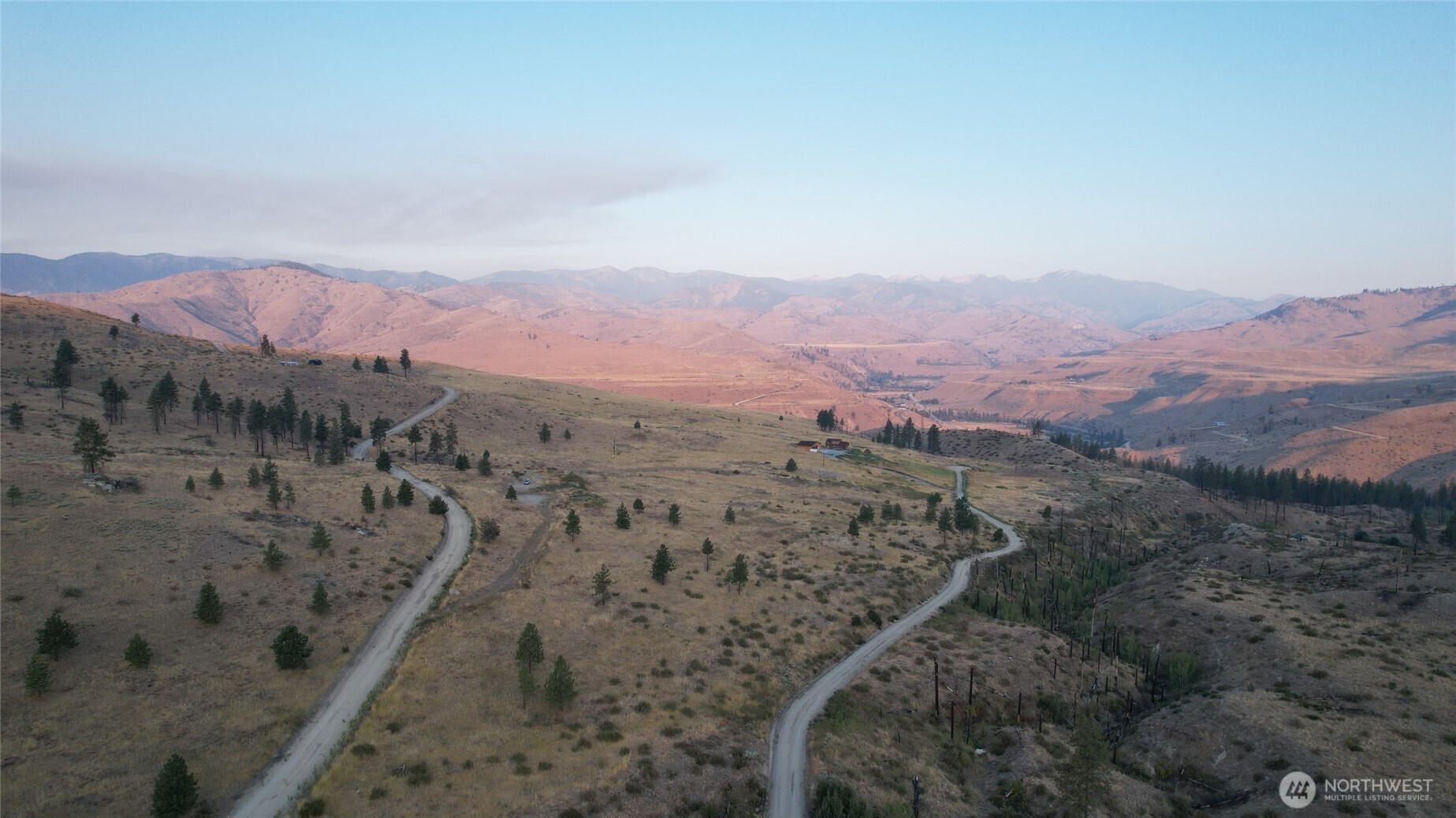 15 Sawtooth View Road Pateros, WA 98846 - Photo 12 of 21 a view of a city with mountains in the background
