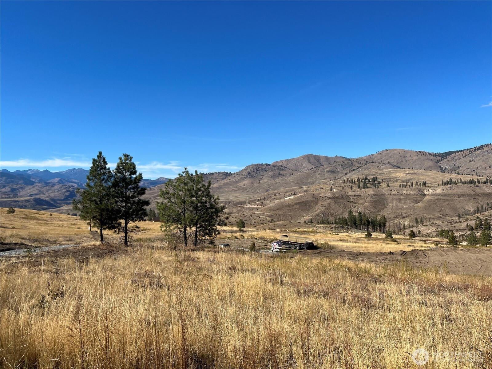 15 Sawtooth View Road Pateros, WA 98846 - Photo 7 of 21 a view of mountain with lake