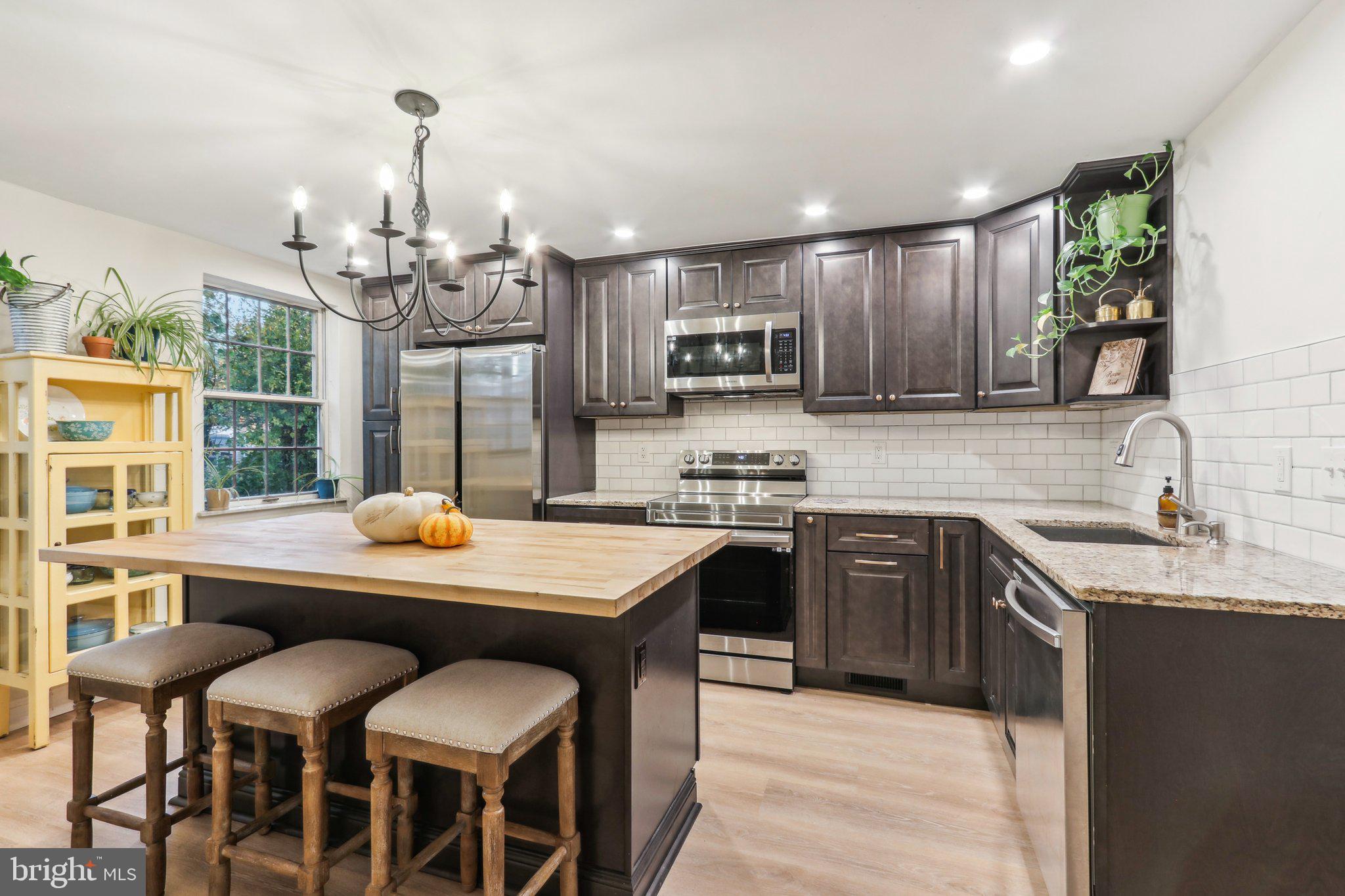 5329 North Springfield Road Clifton Heights, PA 19018 - Photo 1 of 46 Gallery Image 1