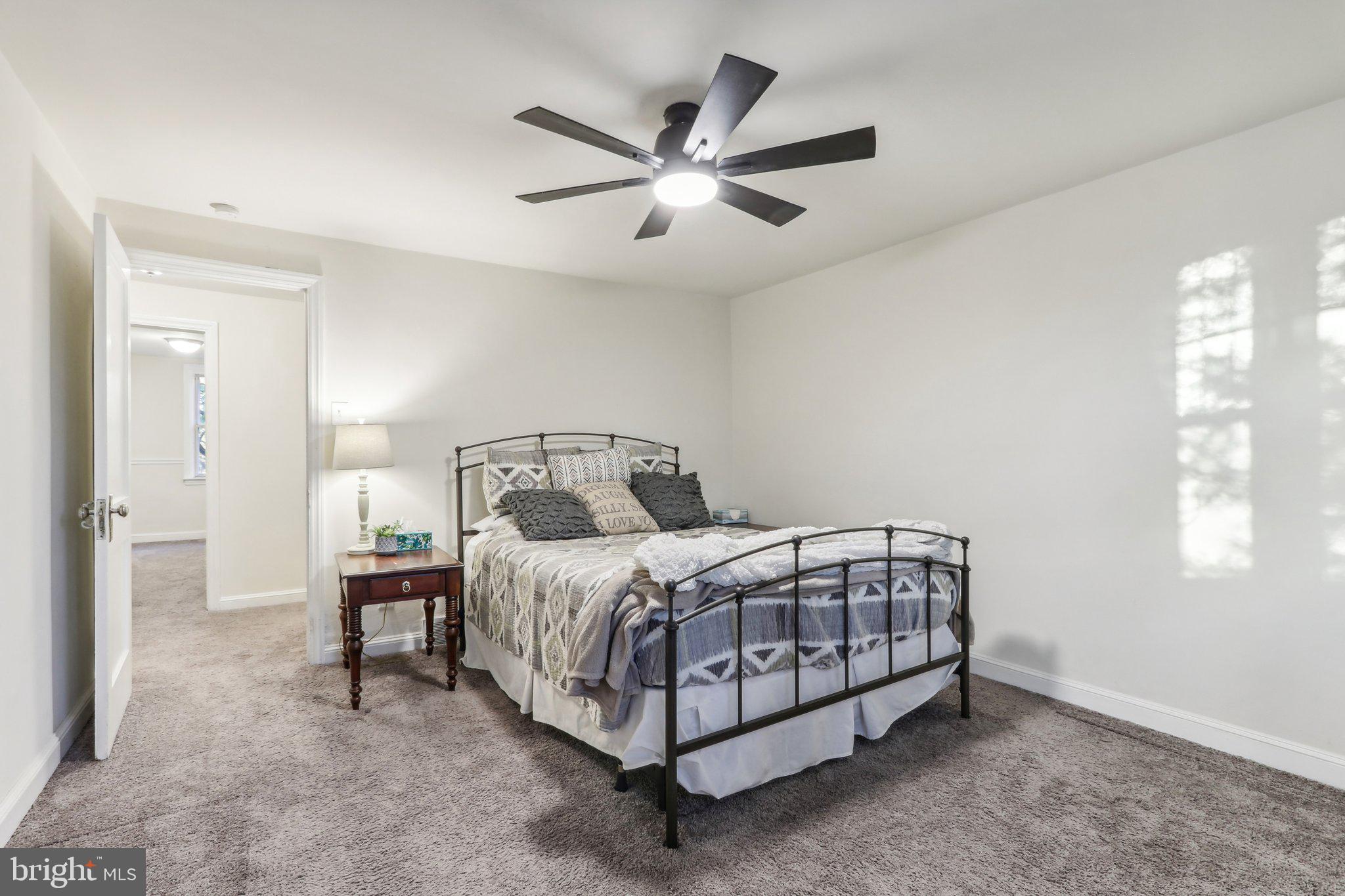 5329 North Springfield Road Clifton Heights, PA 19018 - Photo 17 of 46 Gallery Image 17
