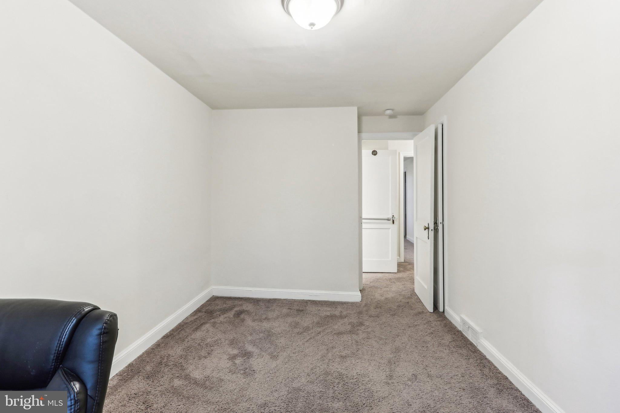 5329 North Springfield Road Clifton Heights, PA 19018 - Photo 22 of 46 Gallery Image 22